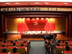 2015年總經(jīng)理喬利博在霍市理想信念報(bào)告會(huì)